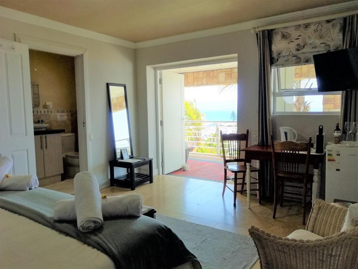 4 On Montagu Accommodation Mossel Bay Eksteriør bilde